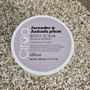 Ciroa Lavender & Kakadu Plum Body Scrub Relax Nourish Silicone Free  21.2 oz New